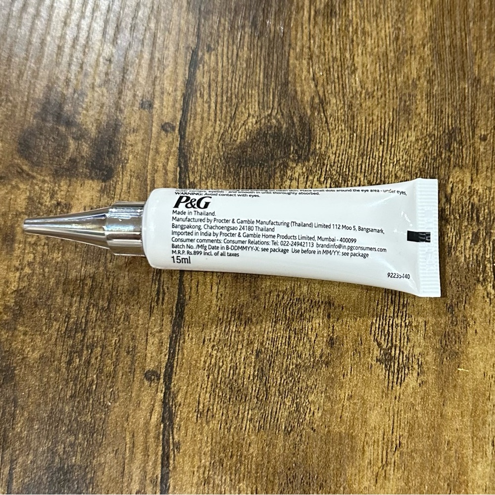Olay regenerist revitalising eye serum 15ml READ